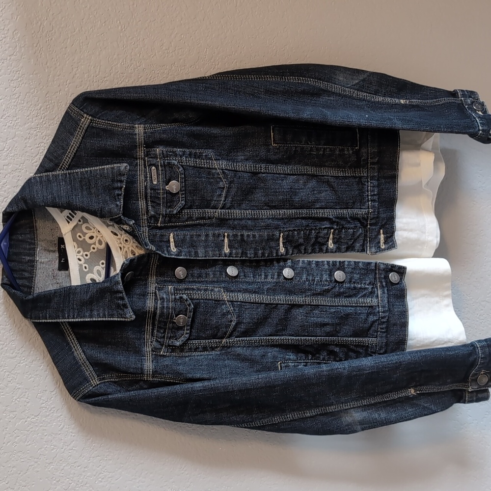 Hurley Medium Flying Angel Heart Sequined Denim Jean Jacket - Picture 3 of 10